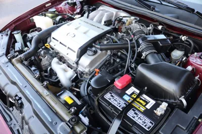ES 300